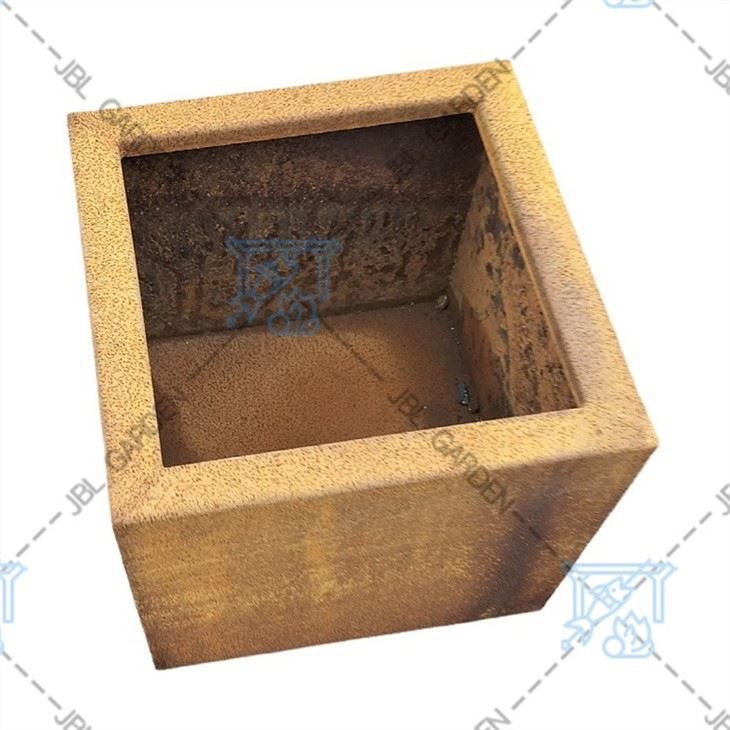 24 Planter Box