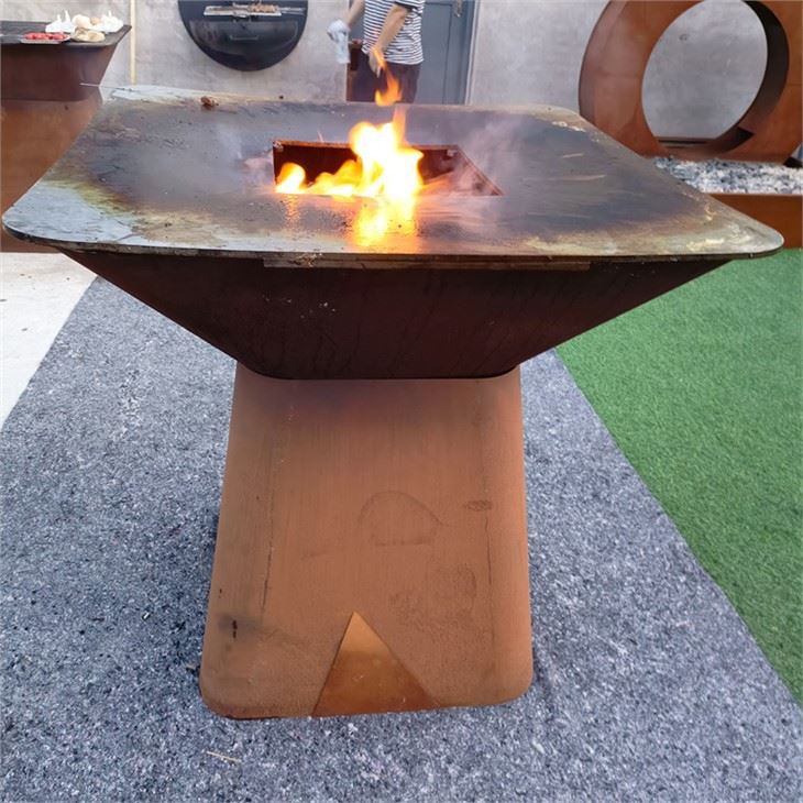 Barbecue Grill Stand
