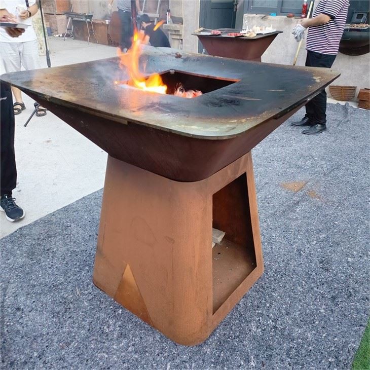 Barbecue Grill Stand