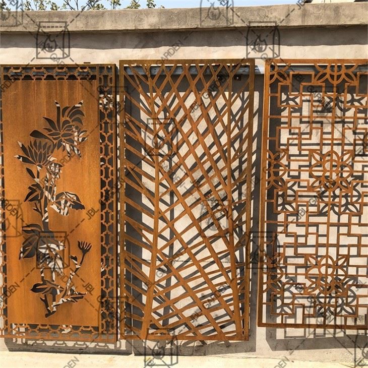Free Standing Laser Cut Metal Screen