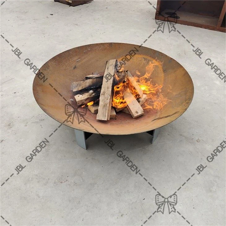 Modern Outdoor Kitchen Fire Pit