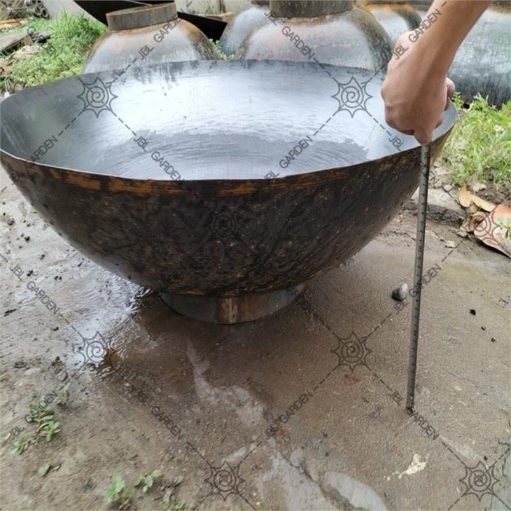 Outdoor Fire Pit And Pizza Oven