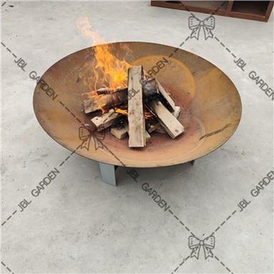 Round Shape Fire Pit Backyard