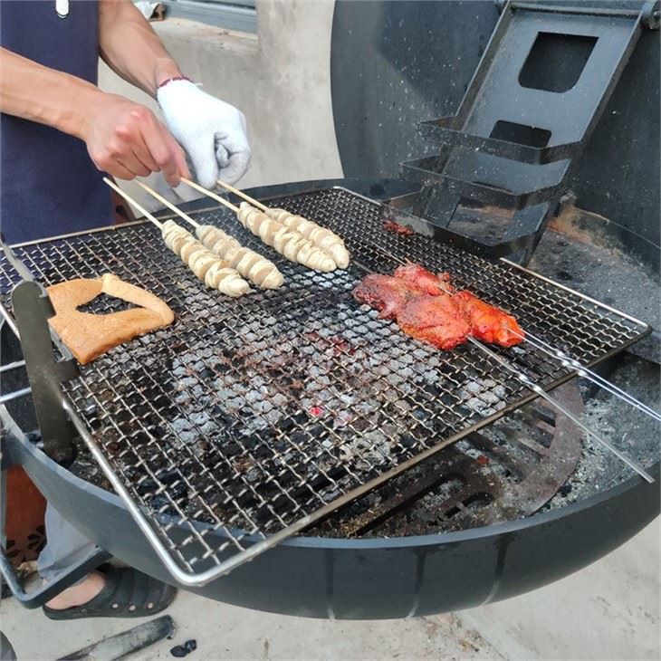 Black Wall Fold Bbq