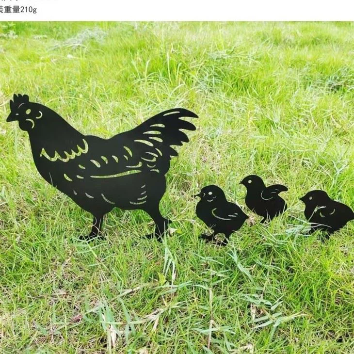 Chicken Metal Outdoor Lawn Decor