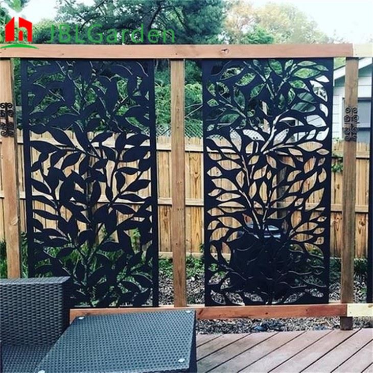 Customized Garden Partition