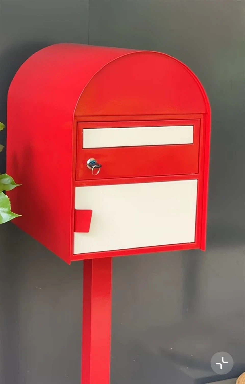 Garden Column Waterproof Letterbox