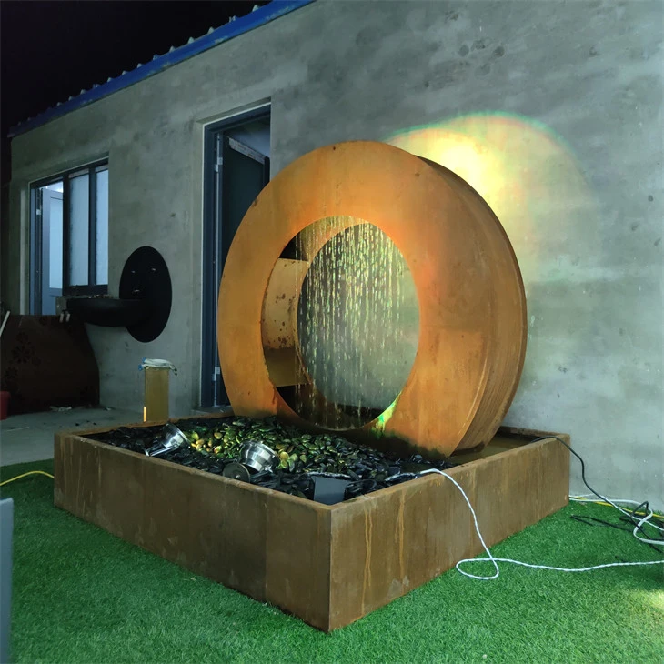 Moon-Shaped Corten Water Decoration Contemporary Garden Fountain