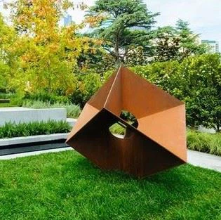 Sculpture Artwork