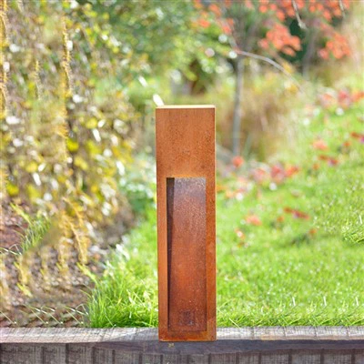 Outdoor Rust Bollard Light