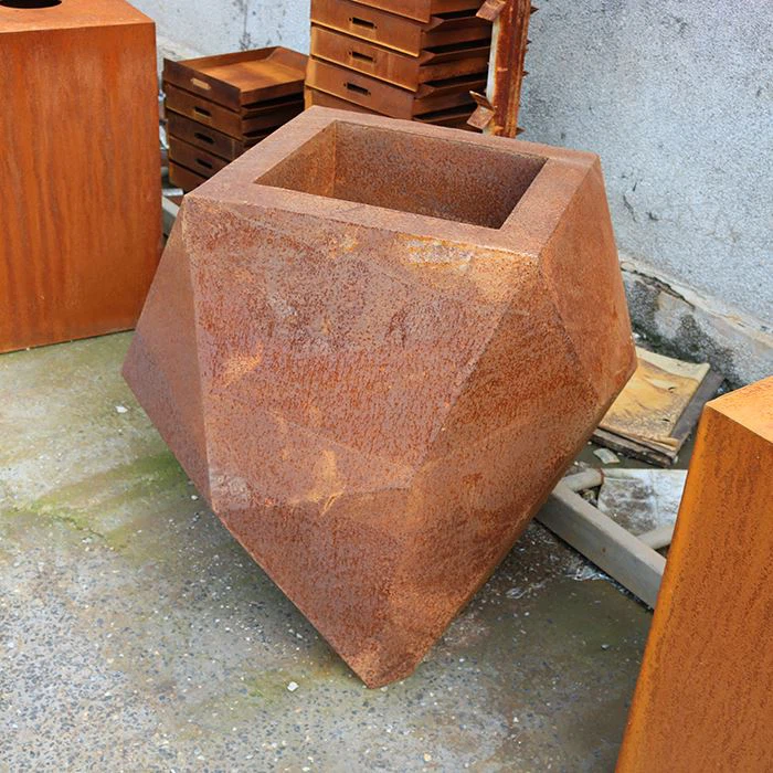 Park Large Metal Flowerpot